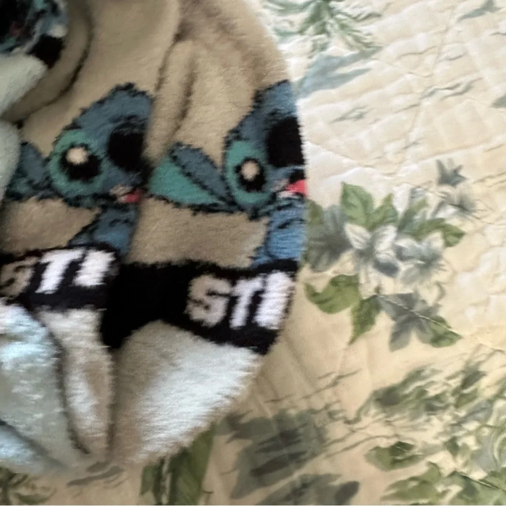 Lilo & Stitch Fuzzy Socks Cute Fluffy 4-10